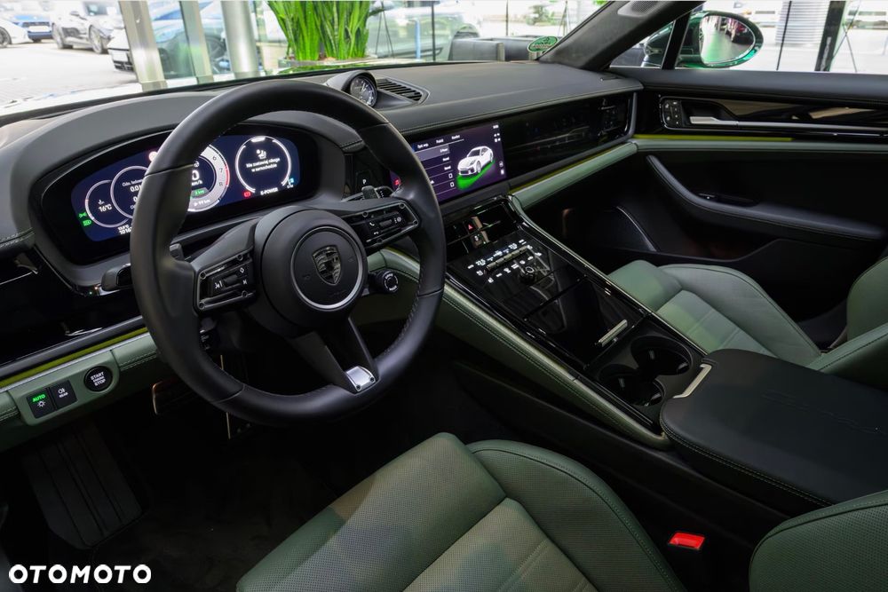 Porsche Panamera Turbo E-Hybrid PHEV - 6