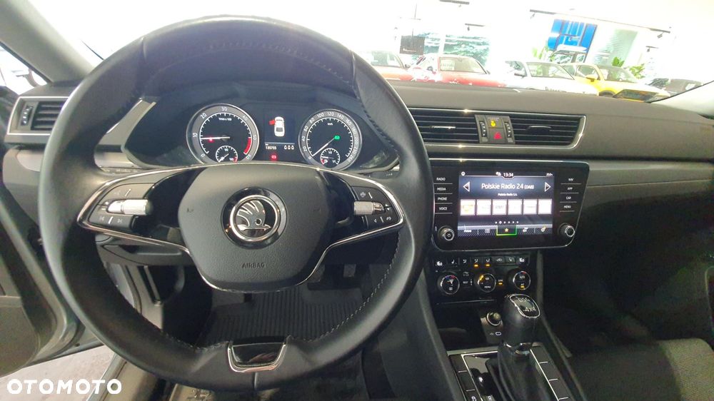 Skoda Superb 2.0 TDI SCR 4x4 Style DSG - 13