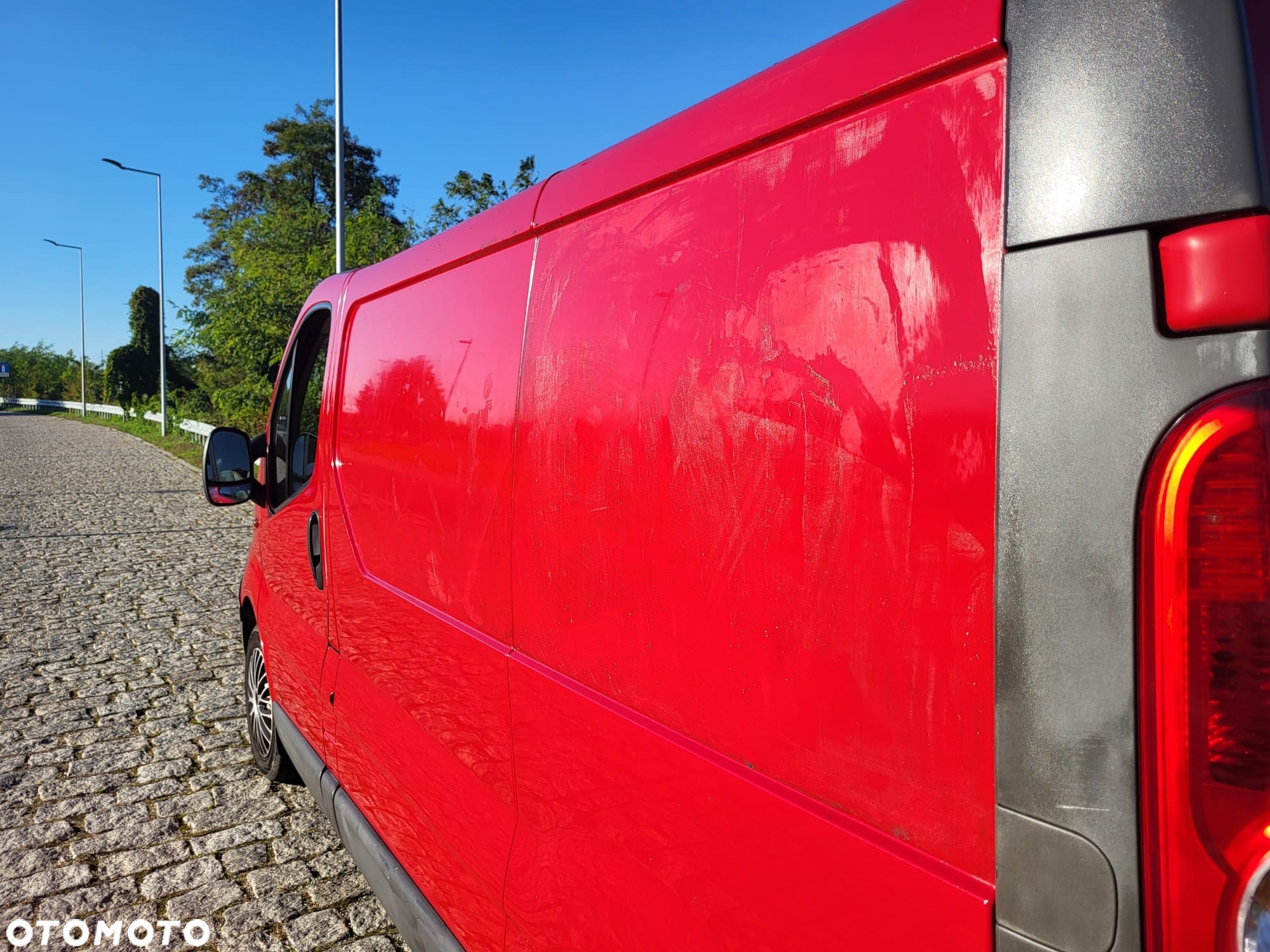 Opel Vivaro - 8