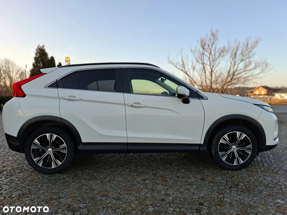 Mitsubishi Eclipse Cross 1.5 T Intense - 10
