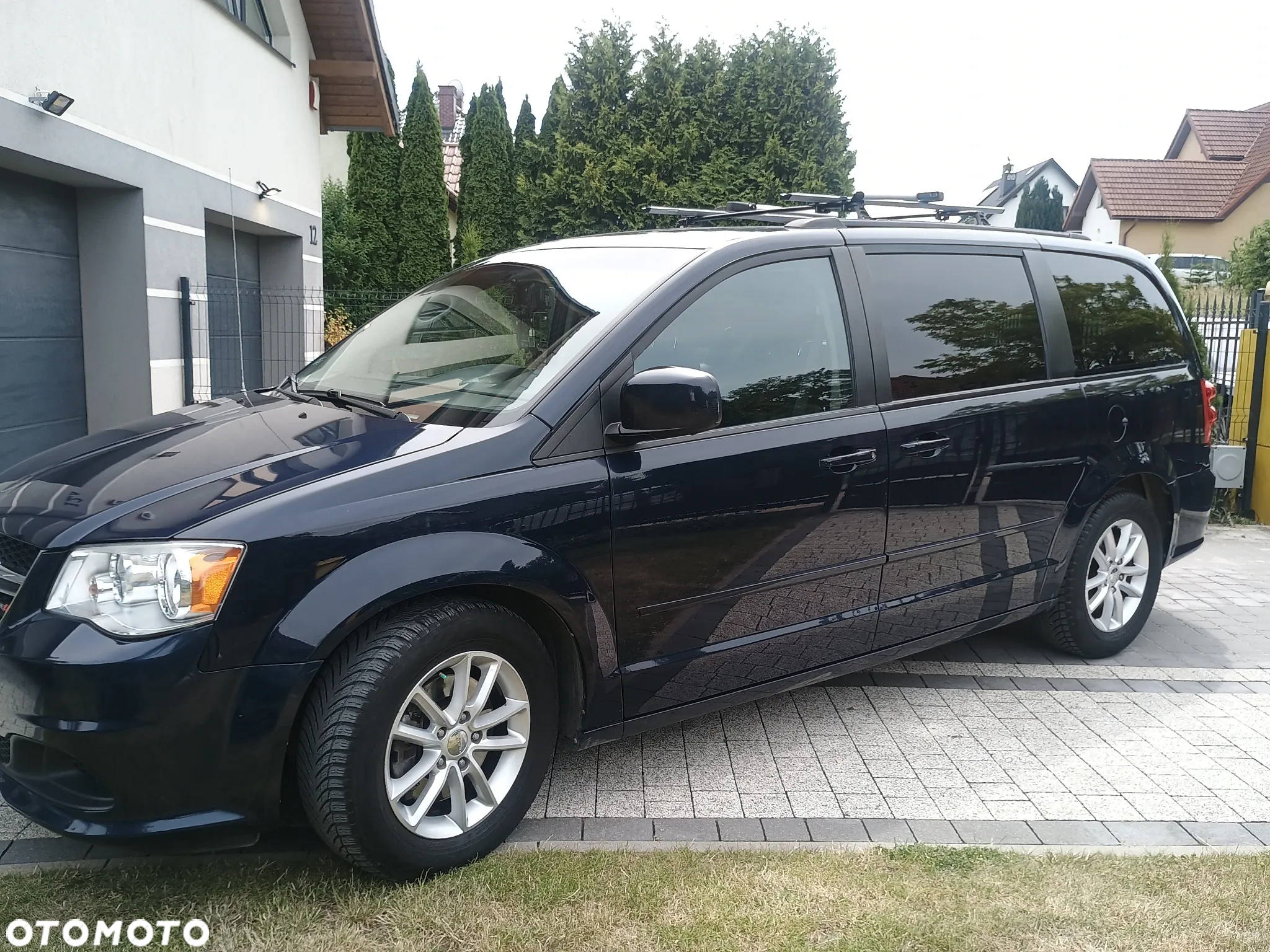 Dodge Grand Caravan - 5