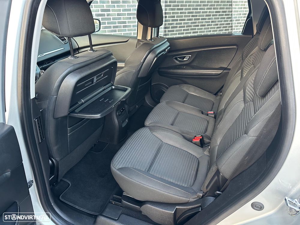 Renault Grand Scénic - 14