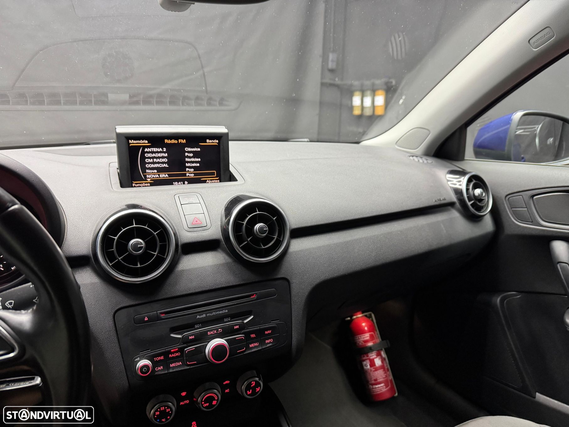 Audi A1 1.6 TDI Attraction - 17