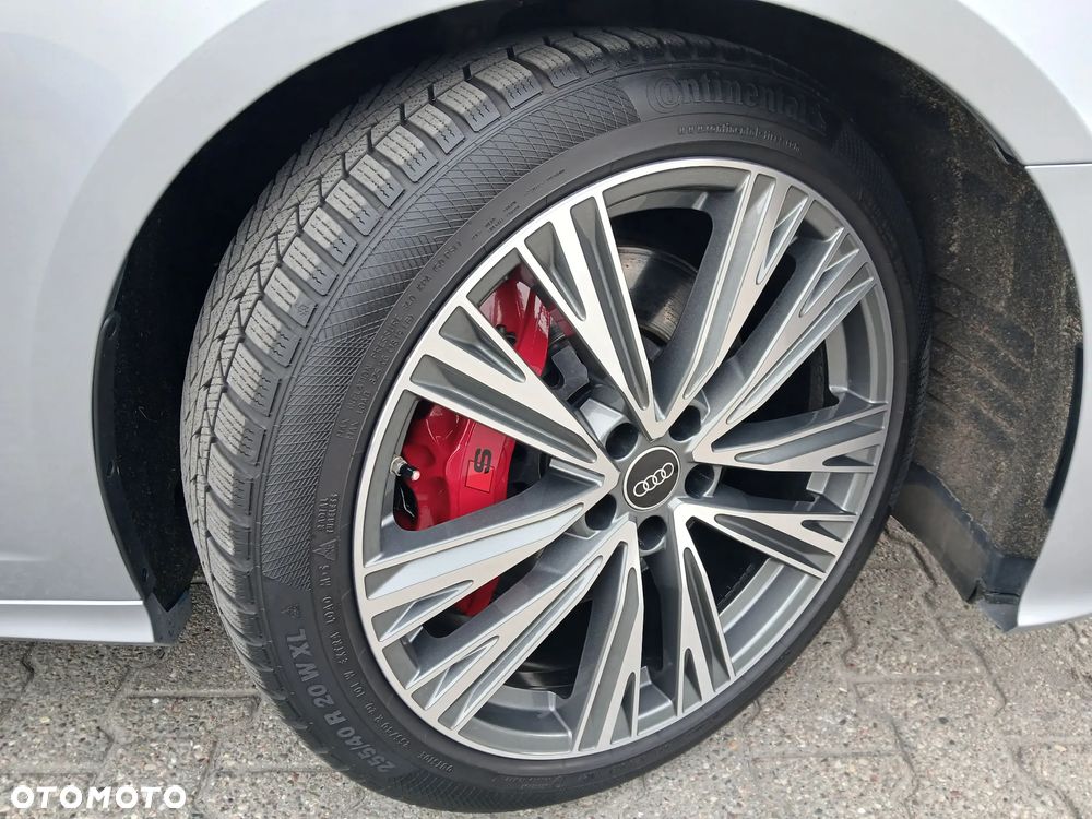 Audi A6 Avant 55 TFSI e quattro S tronic sport - 14