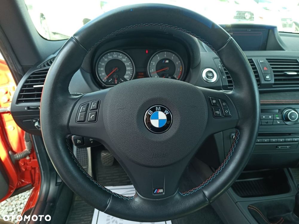 BMW 1M - 8