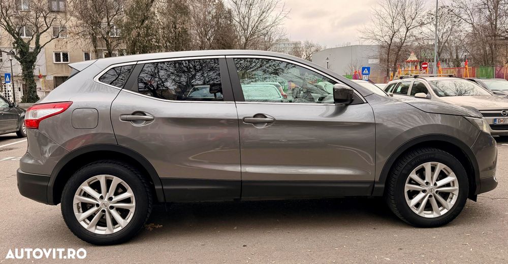 Nissan Qashqai 1.2 DIG-T Start/Stop X-TRONIC Acenta - 4