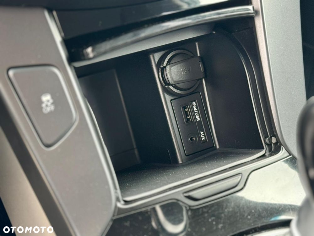 Hyundai i40 Kombi blue 1.7 CRDi Premium - 26