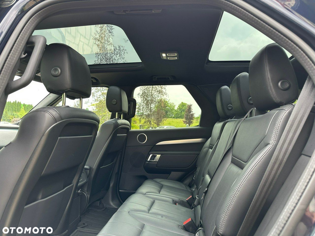 Land Rover Discovery 2.0 Si4 HSE Luxury - 22