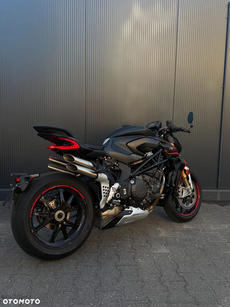 MV AGUSTA Brutale - 7