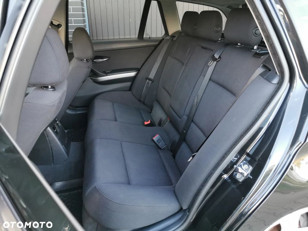 BMW Seria 3 318d - 7