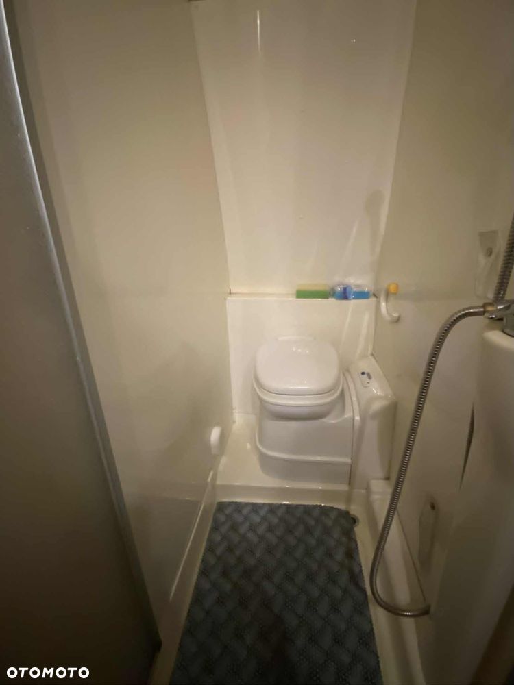 Dethleffs Camper - 10