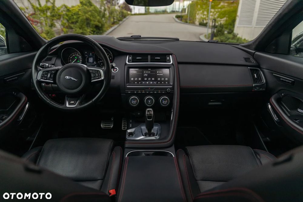 Jaguar E-Pace P250 AWD First Edition - 21