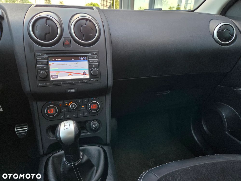 Nissan Qashqai 1.6 360 - 21
