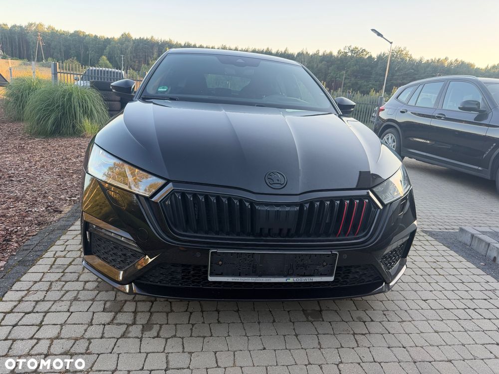 Skoda Octavia 2.0 TDI DSG RS - 9