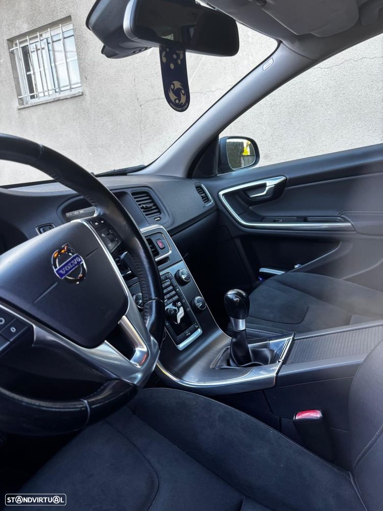Volvo V60 1.6 D2 Drive Kinetic Start/Stop - 6