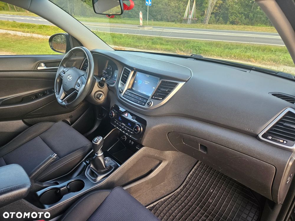 Hyundai Tucson blue 1.7 CRDi 2WD Passion - 31