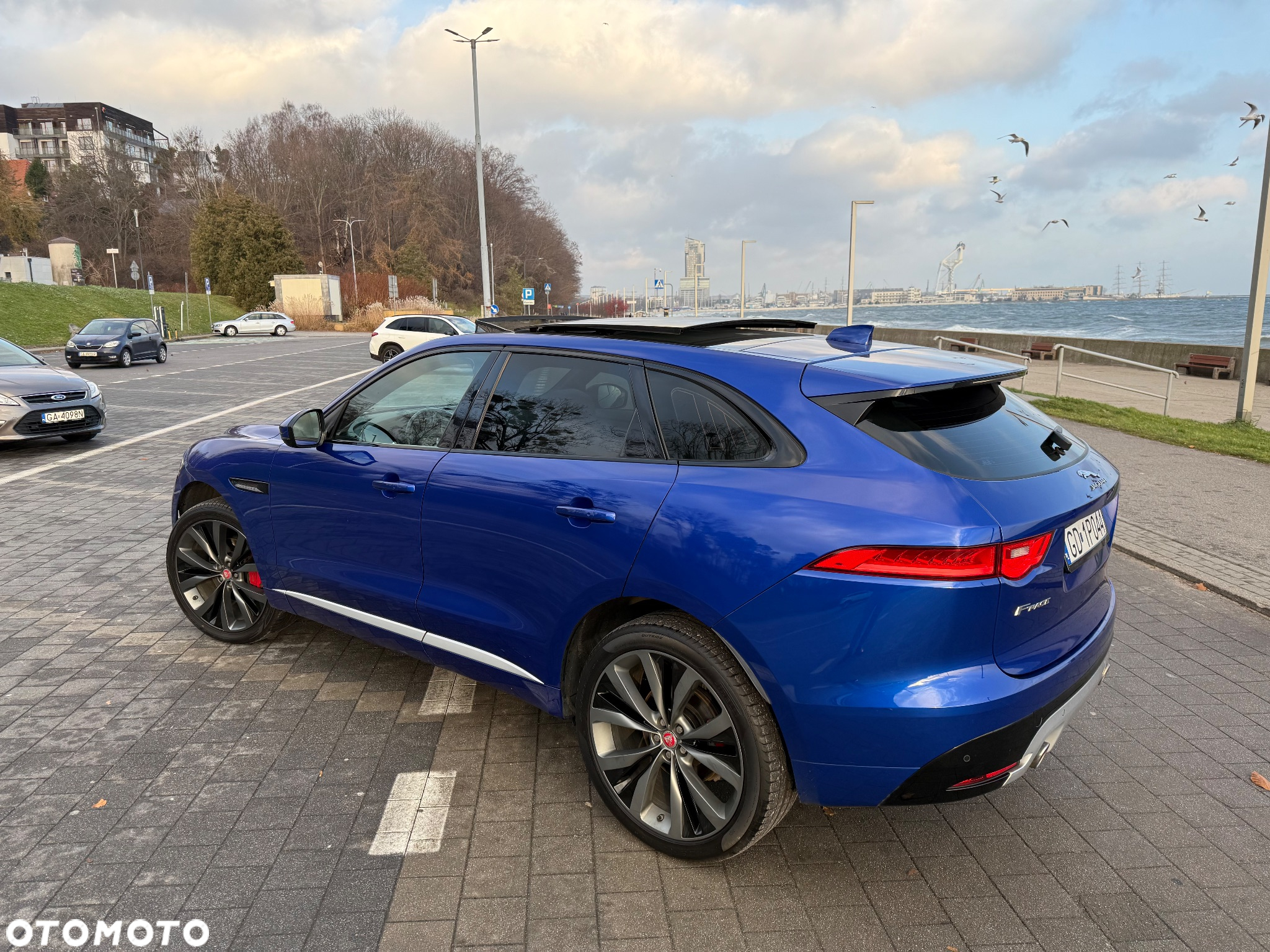 Jaguar F-Pace - 13