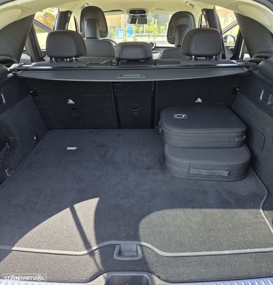 Mercedes-Benz GLC 300 d 4Matic — fotografia 10