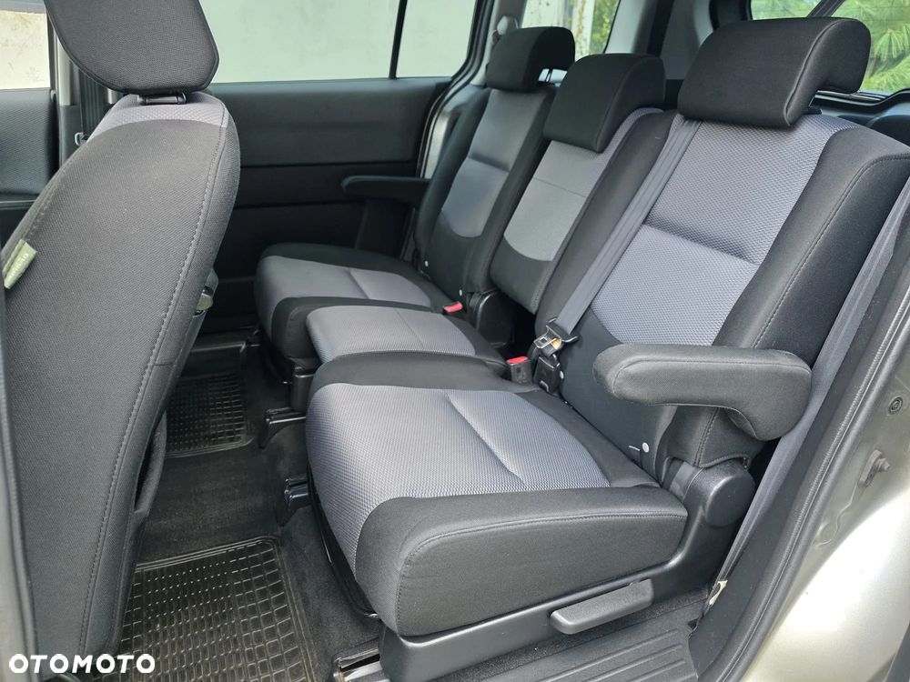 Mazda 5 2.0 CD Exclusive + - 22
