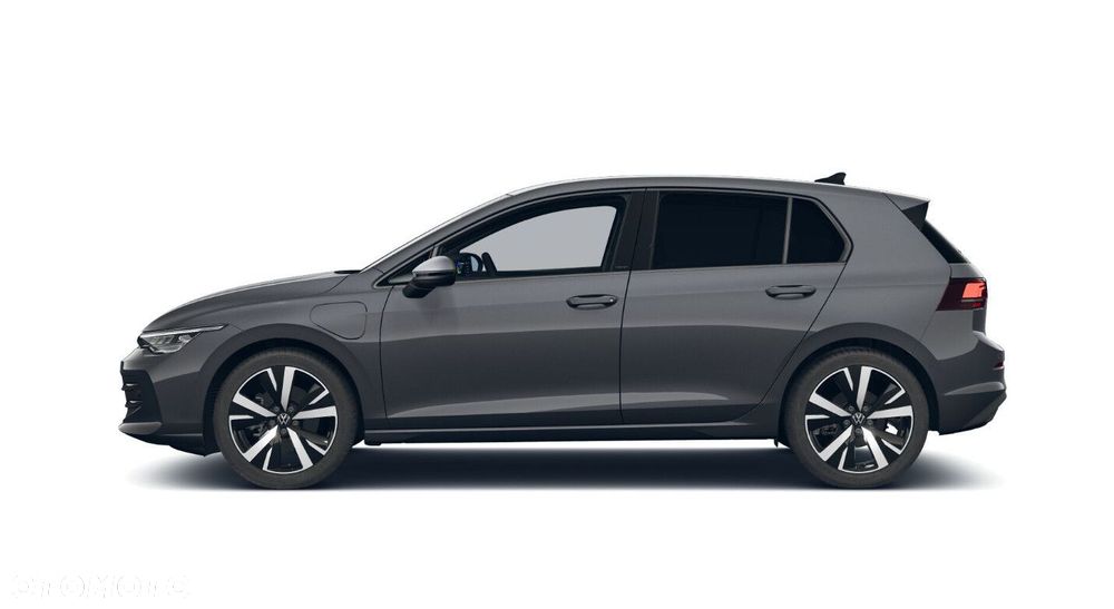 Volkswagen Golf - 5
