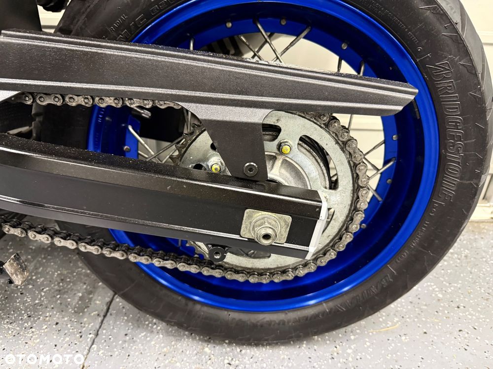 Suzuki V-STROM - 19