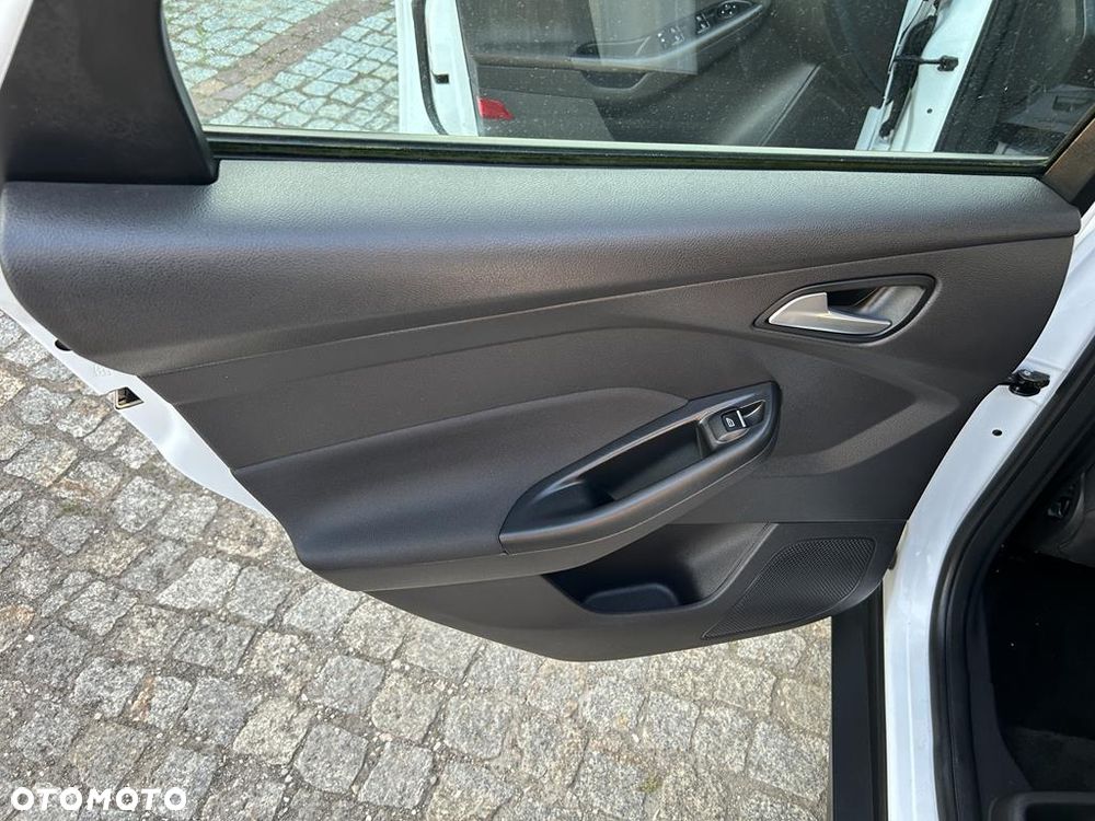 Ford Focus - 29