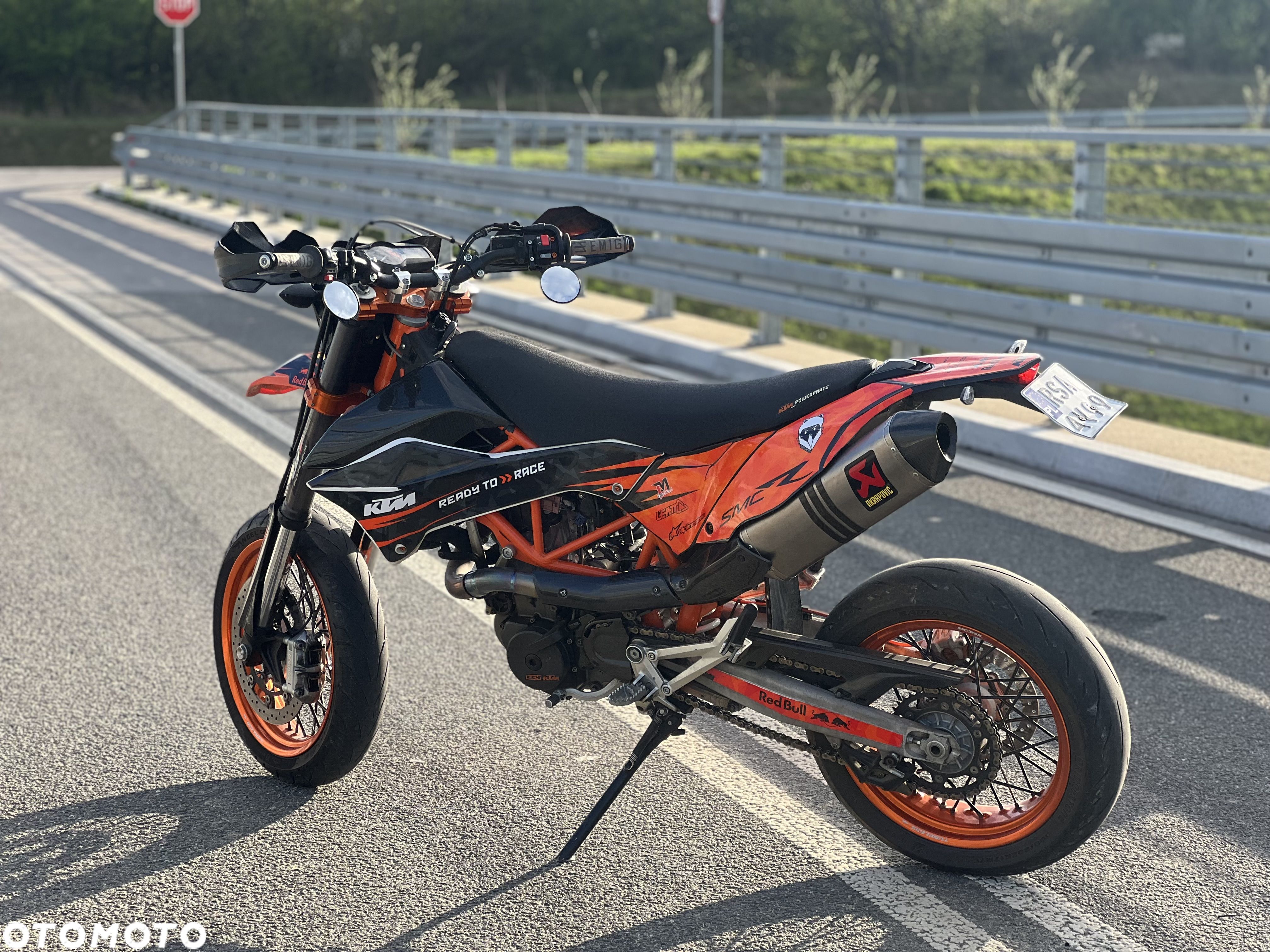 KTM SMC