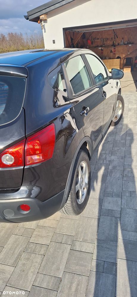 Nissan Qashqai 2.0 4 x 4 360 - 8
