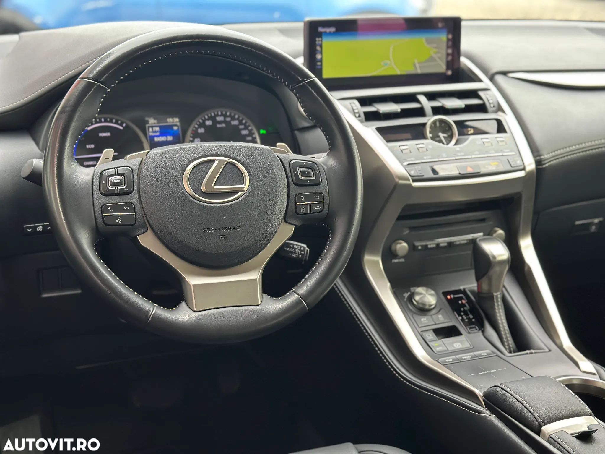 Lexus Seria NX 300h AWD Executive Plus - 14