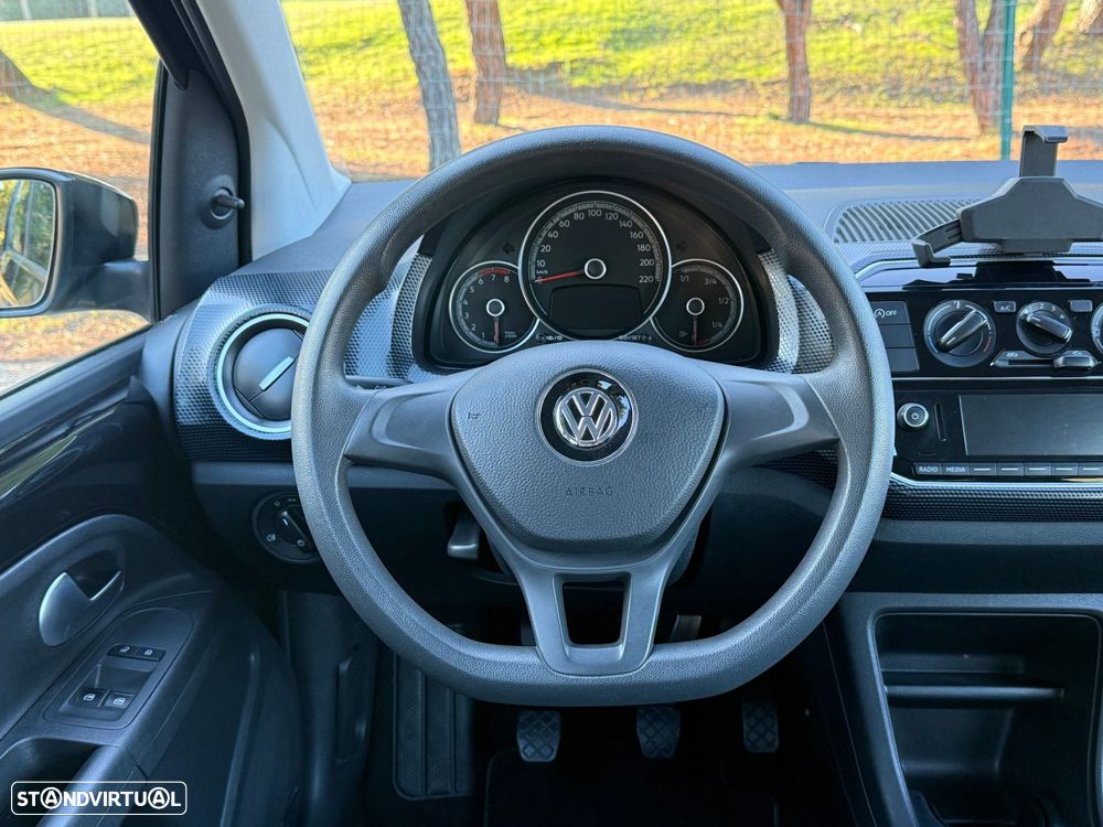 VW Up! 1.0 BMT Move - 39