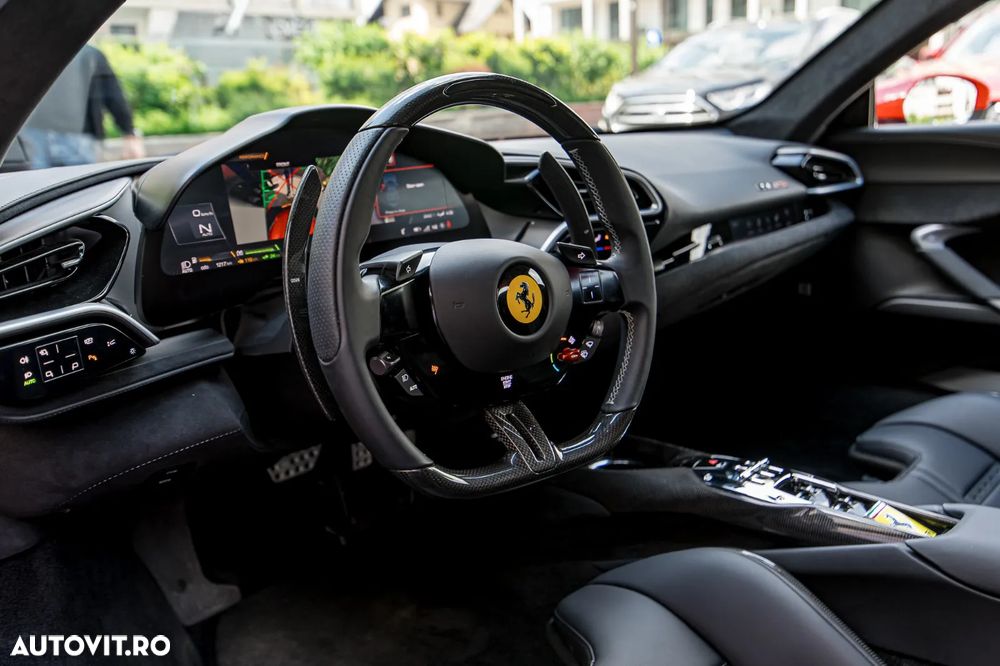 Ferrari 296 GTS - 17