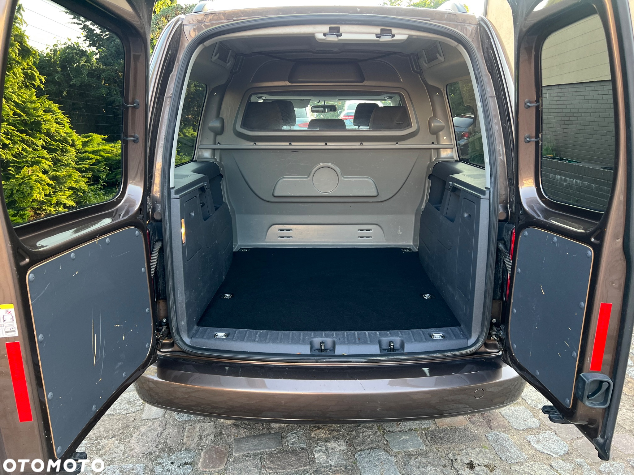 Volkswagen Caddy Maxi 1.6 TDI Comfortline Mixt - 6