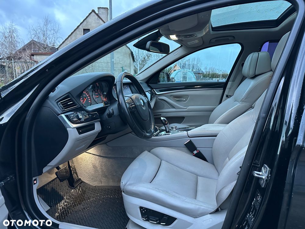 BMW Seria 5 520d Luxury Line - 18