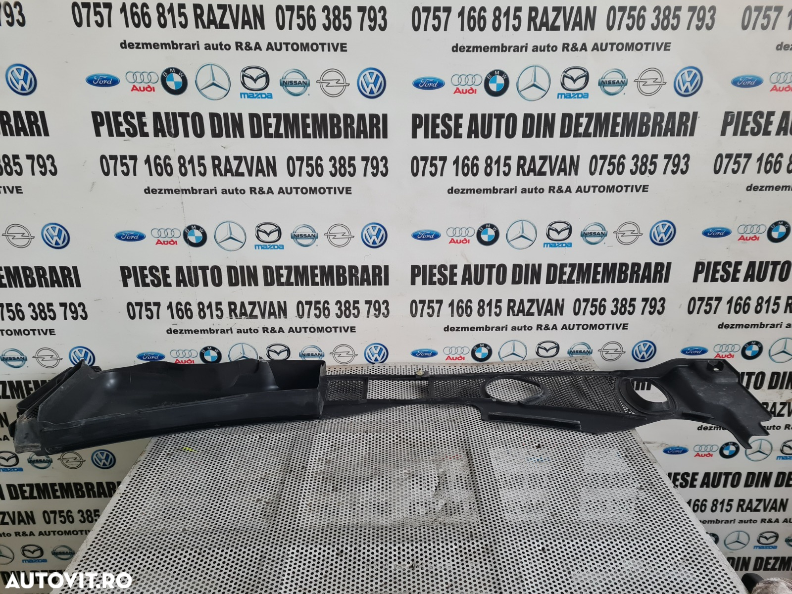 Grila Ornament Parbriz Audi A5 8T An 2007-2008-2009-2010-2011-2012-2013-2014-2015 Volan Stanga Dezm - 4