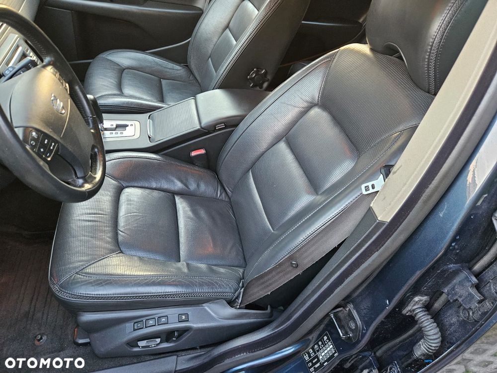 Volvo XC 70 D5 AWD Summum - 16