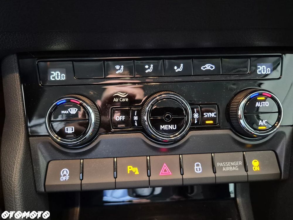 Skoda Karoq 1.5 TSI ACT Edition 130 DSG - 17