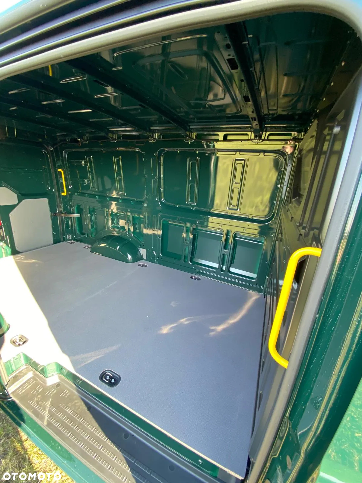 Volkswagen CRAFTER - 8