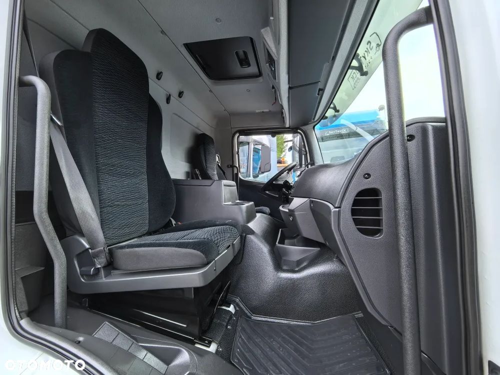 Mercedes-Benz Atego 1624 L // CHłodnia + winda // ThermoKing T-1200R // 16 palet // ** - 40