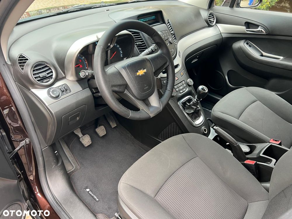 Chevrolet Orlando - 15