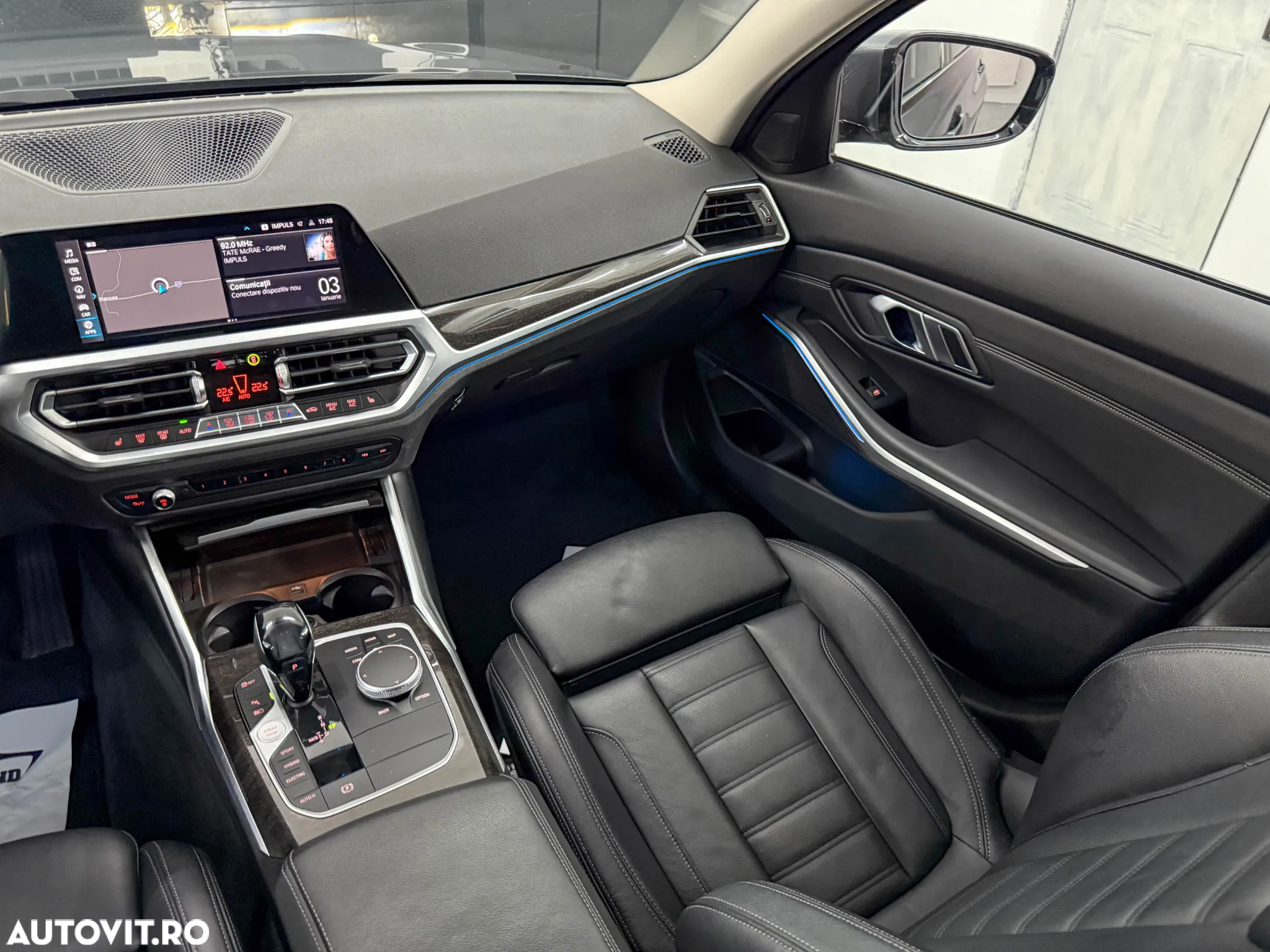 BMW Seria 3 330e Aut. Sport Line - 37