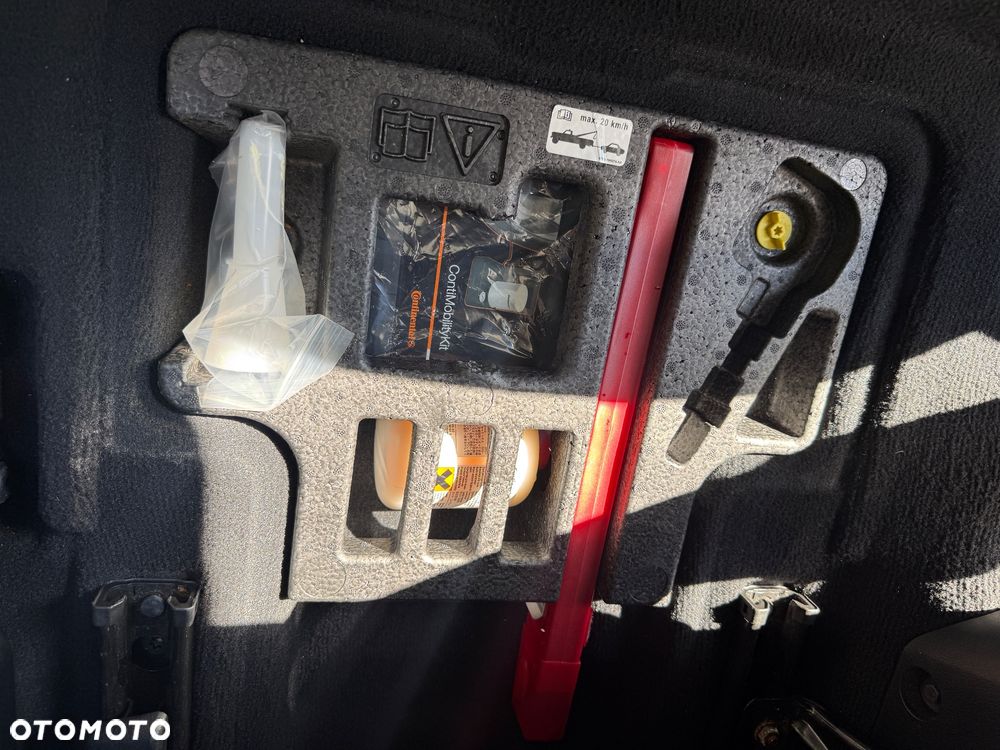 Ford Galaxy 2.0 TDCi Titanium - 14