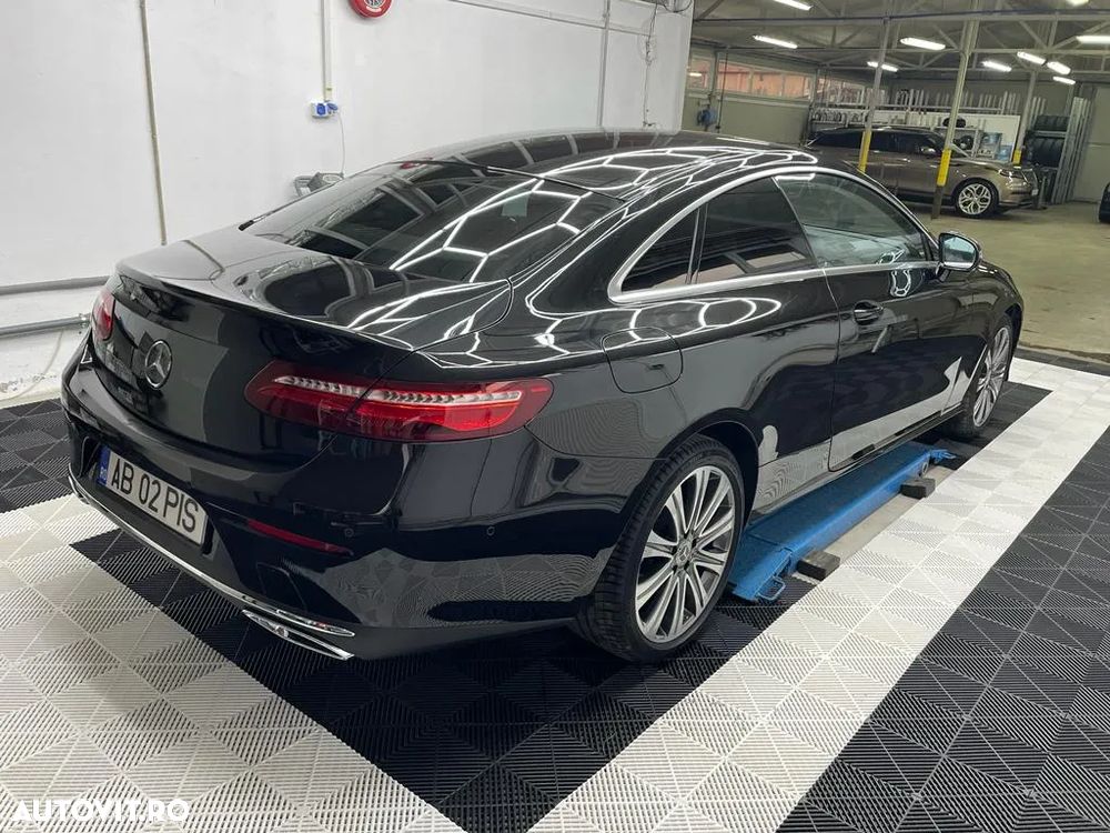 Mercedes-Benz E 220 d Coupe 9G-TRONIC Avantgarde - 3