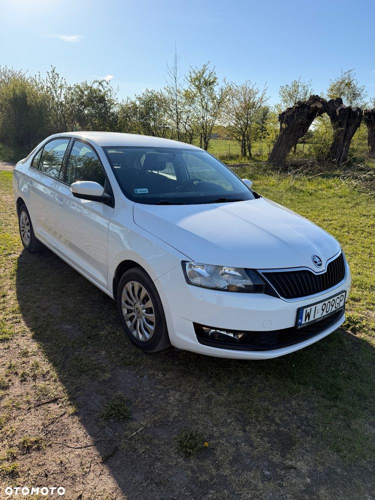 Skoda RAPID - 7
