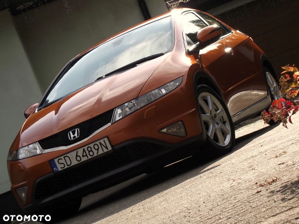 Honda Civic 1.8 Executive - 34