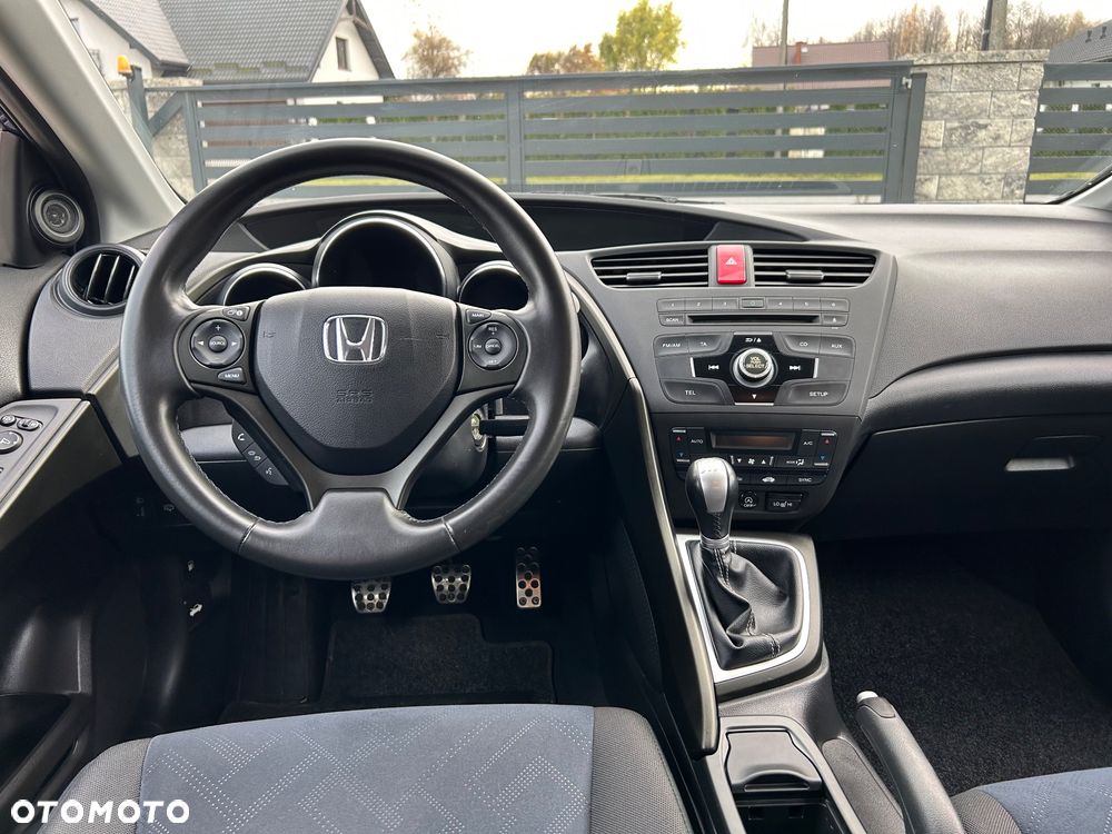 Honda Civic 1.8 i-VTEC Sport - 12