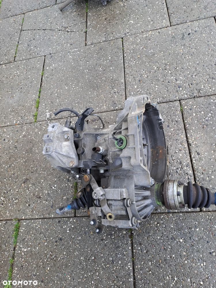 Volkswagen Golf IV 1.6 skrzynia biegów kod ERT - 2