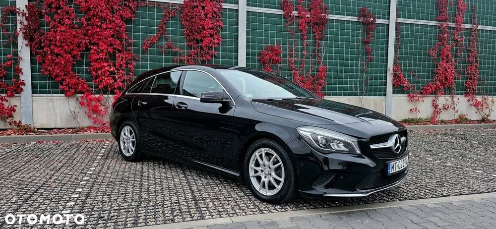 Mercedes-Benz Cla 2017 photo 2