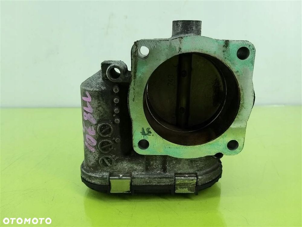 Przepustnica Skoda Superb  I 1.8TURBO 149KM  2001-2006 VW AUDI 06B133062M - 2