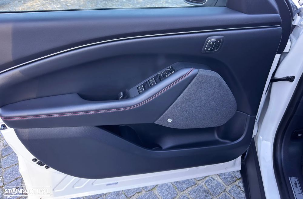 Ford Mustang Mach-E 98.7 kWh Premium - 14