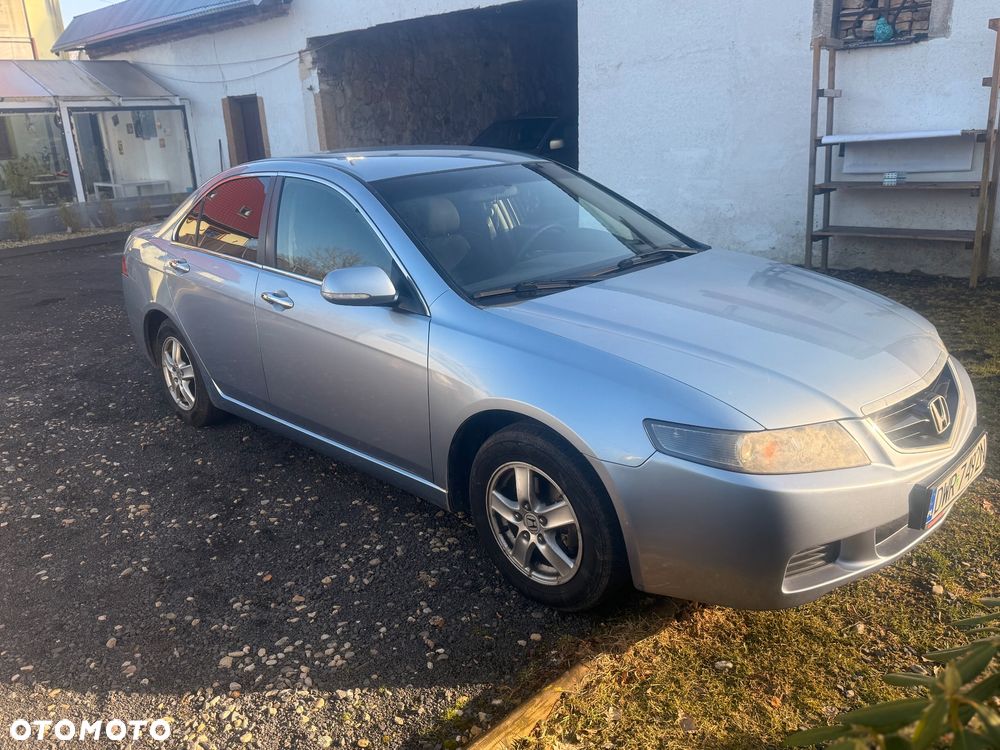 Honda Accord 2.0 Comfort - 2